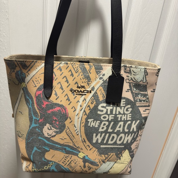 Coach Comic Graphic Tote Bag - Black Widow - Picture 1 of 4